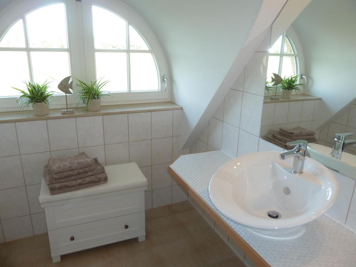 Ferienhaeuser Salzhaff-Romantik Tessmannsdorf Ngoại thất bức ảnh