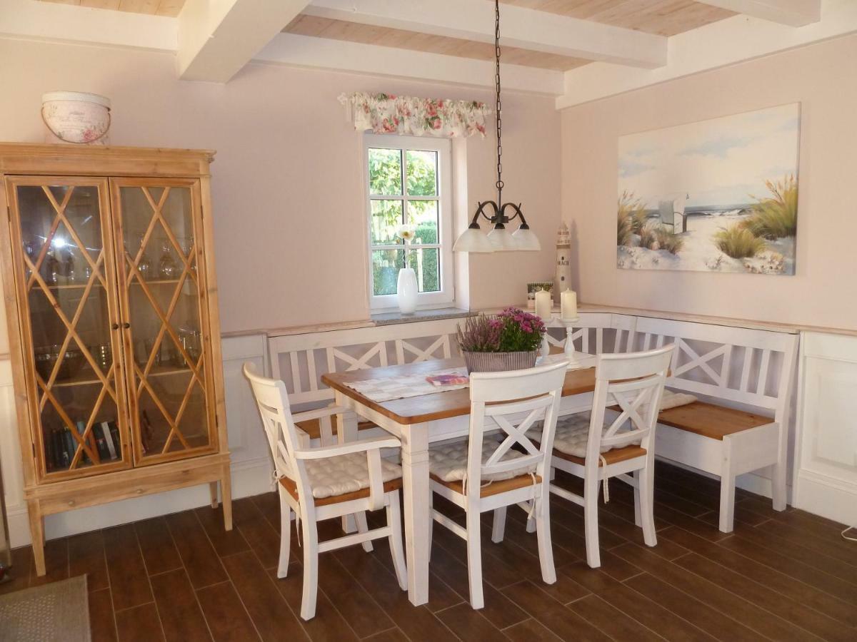 Ferienhaeuser Salzhaff-Romantik Tessmannsdorf Ngoại thất bức ảnh